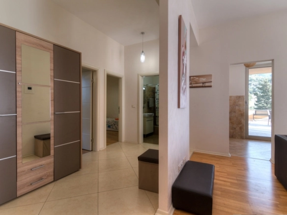 Trosoban stan 189 m² – Vidikovac, Budva — fotografija 9
