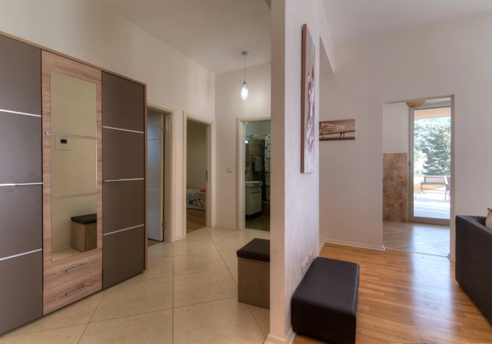 Trosoban-stan-u-kompleksu-Harmonia-Vidikovac-Budva-8 Trosoban stan 189 m² – Vidikovac, Budva — fotografija 9