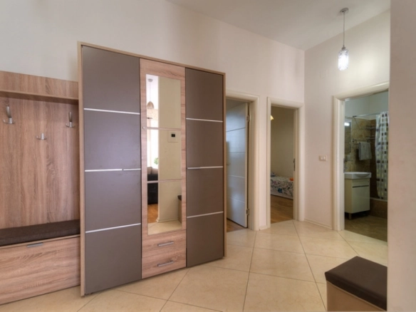Trosoban stan 189 m² – Vidikovac, Budva — fotografija 10