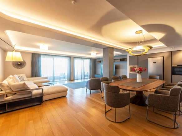 Trosoban stan 171 m² – Rafailovići, Budva — fotografija 6