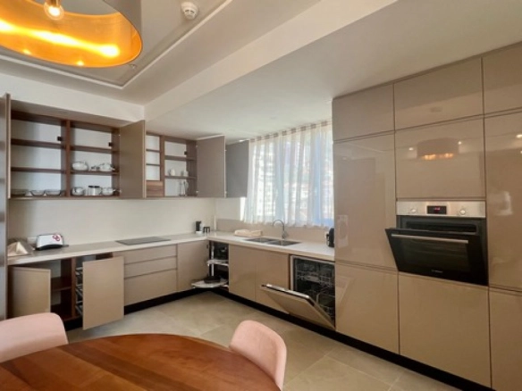 Trosoban stan 136 m² – Rafailovići, Budva — fotografija 10