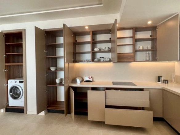 Trosoban stan 136 m² – Rafailovići, Budva — fotografija 11
