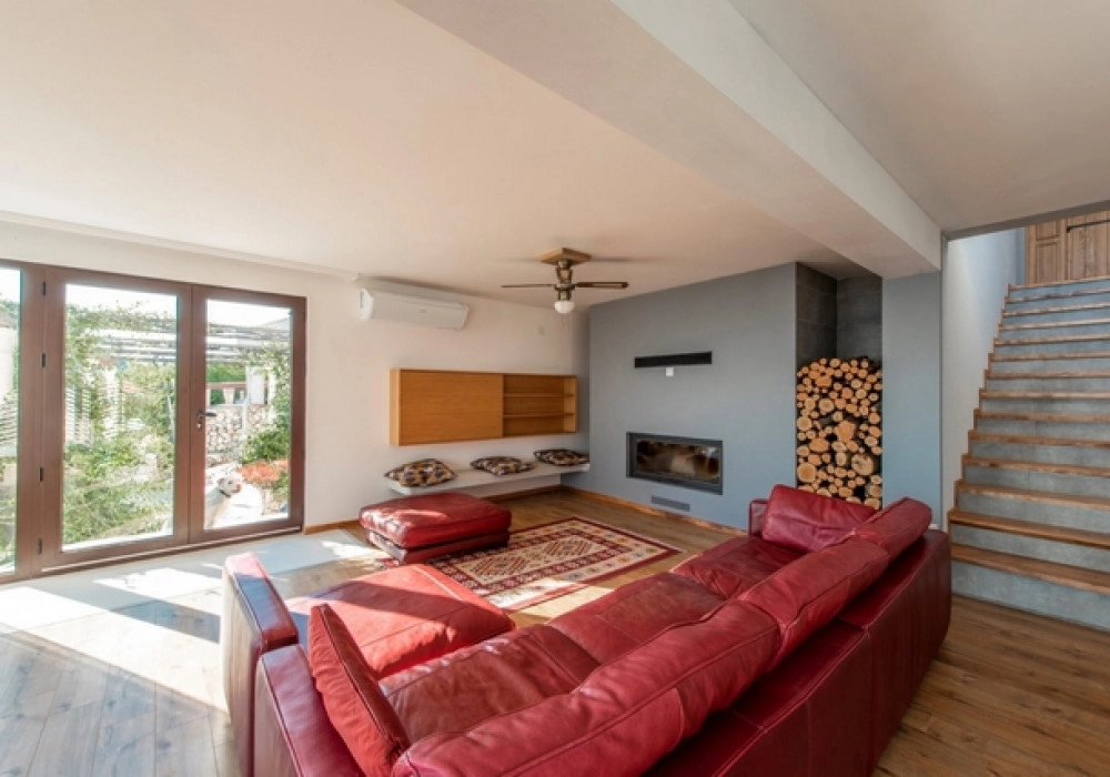 Dvije-vile-s-bazenom-u-Markovicima-Budva-6 Kuća 3.466 m² – Markovići, Budva — fotografija 7