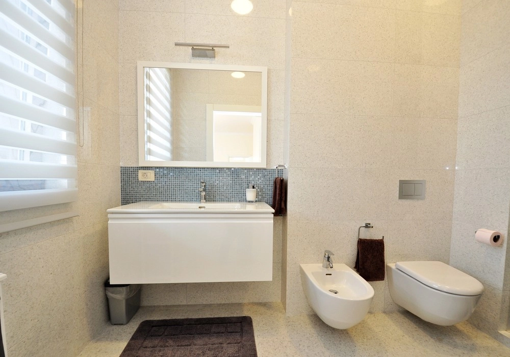 Kuca-sa-bazenom-i-pogledom-na-zaliv-u-Tivtu-10 Kuća – Tivat — fotografija 11