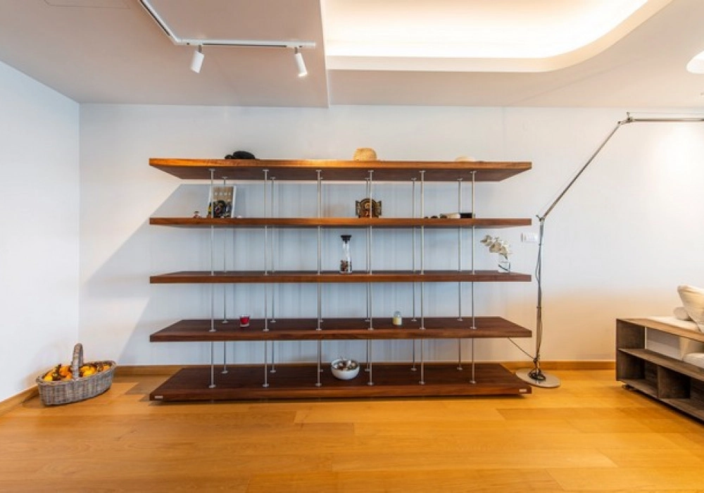 Trosoban-stan-na-prvoj-liniji-do-mora-Rafailovici-Budva-8 Trosoban stan 171 m² – Rafailovići, Budva — fotografija 9