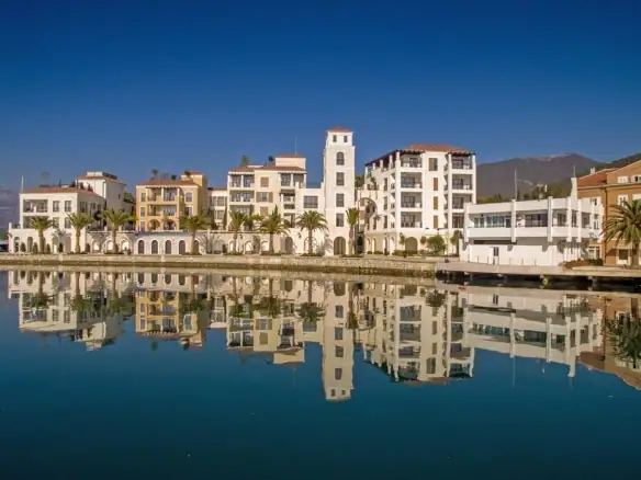 Dvosoban stan u Porto Montenegru