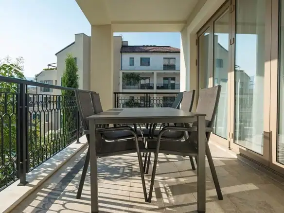Dvosoban stan 111 m² – Gorica, Tivat — fotografija 3