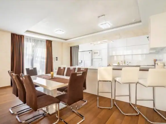 Trosoban stan 396 m² – Velji Vinogradi, Budva — fotografija 8