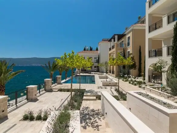 Dvosoban stan 134 m² – Gorica, Tivat — fotografija 2
