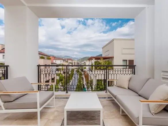Dvosoban stan 134 m² – Gorica, Tivat — fotografija 5