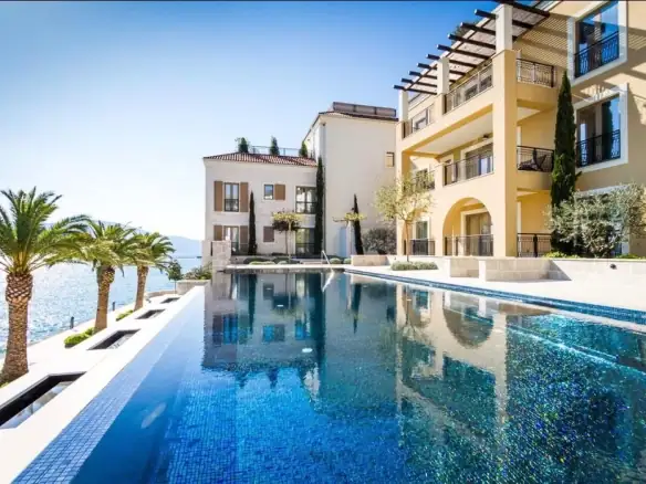 Dvosoban stan 107 m² – Gorica, Tivat — fotografija 10