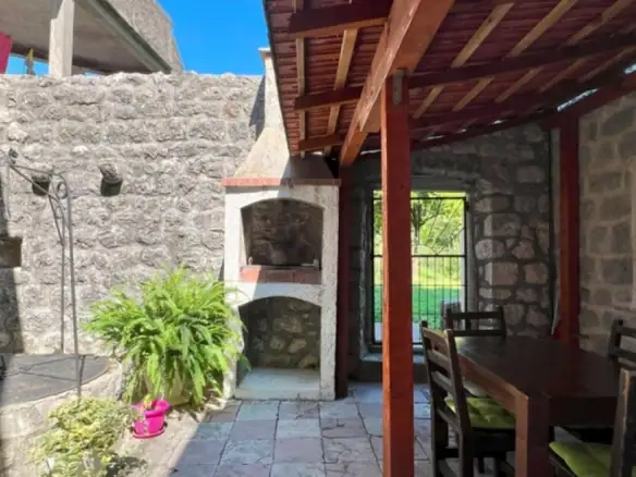 Hotel 350 m² – Risan, Kotor — fotografija 9