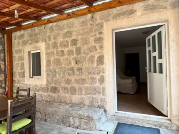 Hotel 350 m² – Risan, Kotor — fotografija 11