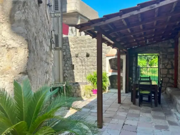 Hotel 350 m² – Risan, Kotor — fotografija 13