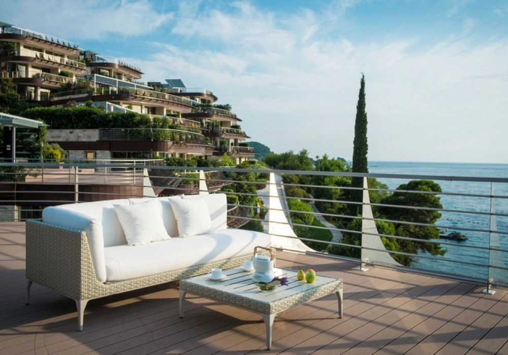 Trosoban-stan-u-kompleksu-Dukley-Gardens-Boreti-Budva-5 Trosoban stan 160 m² – Boreti, Budva — fotografija 6