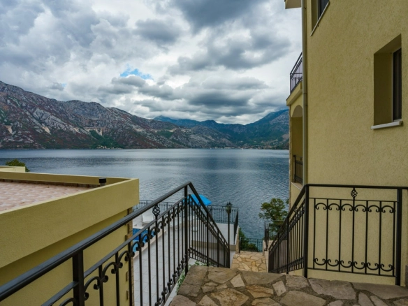 Kuća – Tivat — fotografija 8