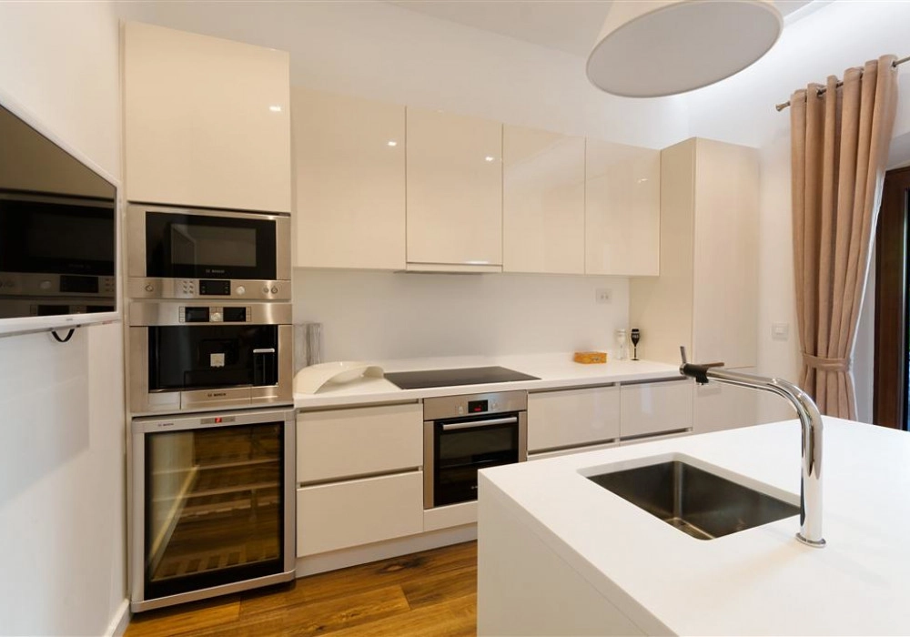 Dvosoban-stan-sa-terasom-u-Gorici-Tivat-10 Dvosoban stan 204 m² – Gorica, Tivat — fotografija 11