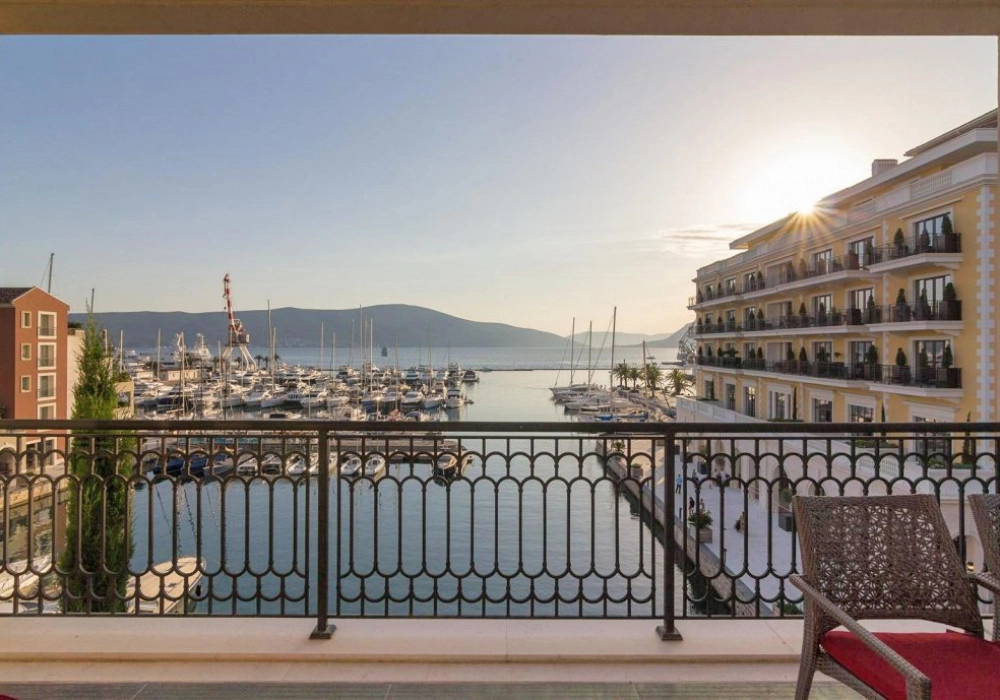 Dvosoban-stan-u-Porto-Montenegru-Gorica-Tivat-1 Dvosoban stan 135 m² – Gorica, Tivat — fotografija 2