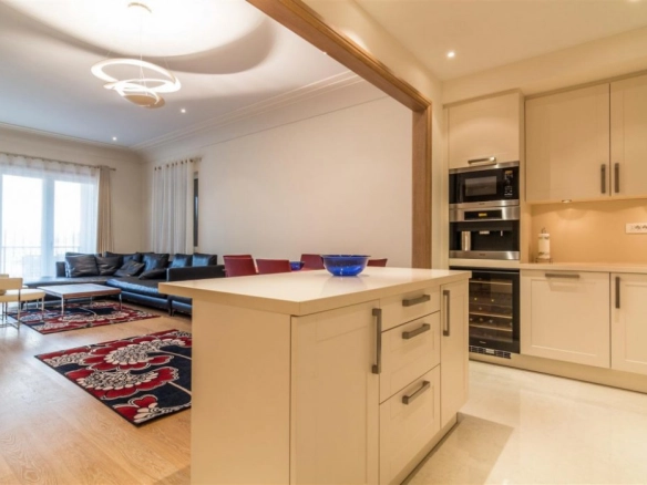 Dvosoban stan 135 m² – Gorica, Tivat — fotografija 4
