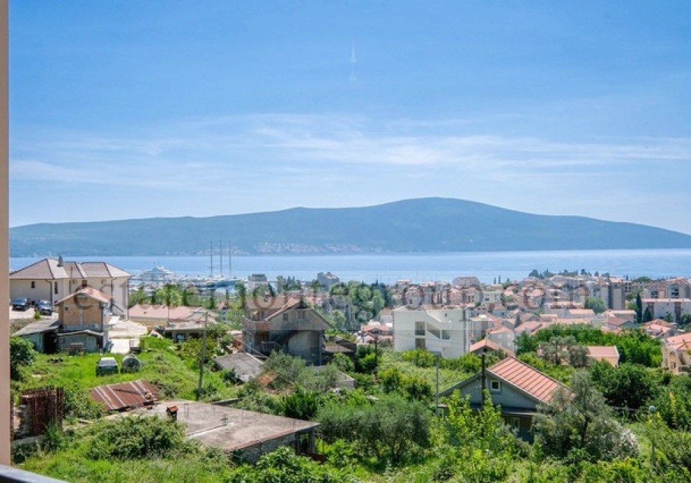 Nova-kuca-sa-bazenom-u-Mazini-Tivat-1 Kuća – Mažina, Tivat — fotografija 2