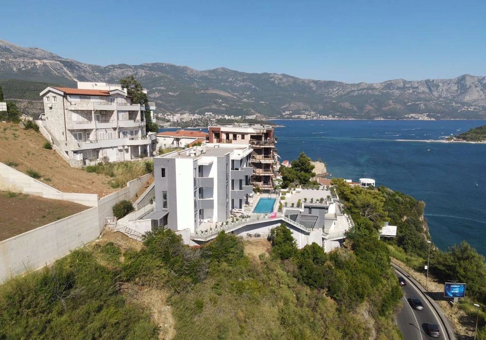 Kuca-sa-bazenom-u-Komosevini-Budva-5 Kuća 350 m² – Komoševina, Budva — fotografija 6
