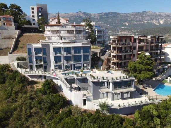 Kuća 350 m² – Komoševina, Budva — fotografija 12
