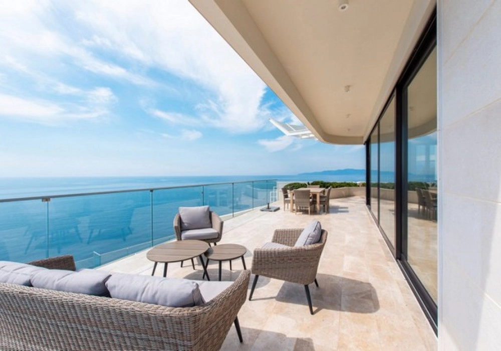 Trosoban-stan-u-novogradnji-Rezevici-Budva-1 Trosoban stan 182 m² – Reževići, Budva — fotografija 2