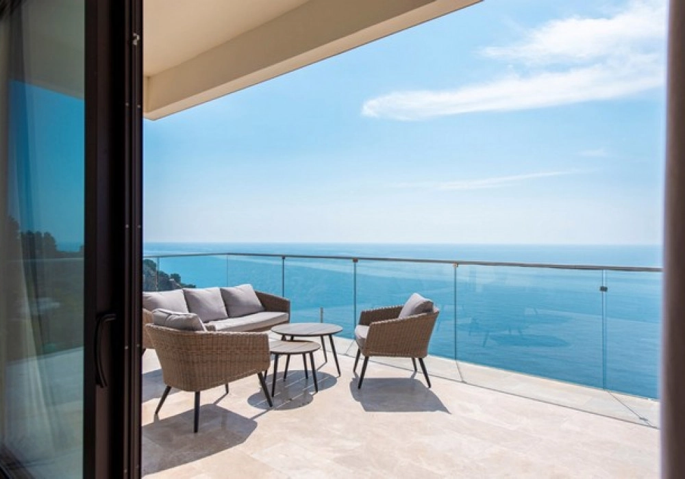 Trosoban-stan-u-novogradnji-Rezevici-Budva-3 Trosoban stan 182 m² – Reževići, Budva — fotografija 4