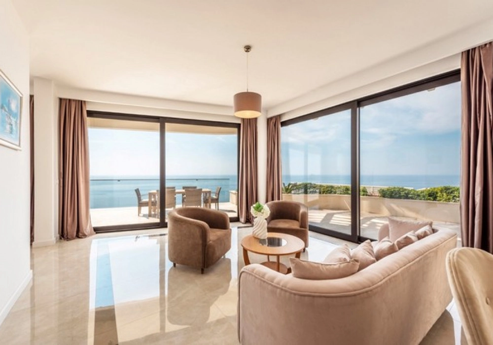 Trosoban-stan-u-novogradnji-Rezevici-Budva-4 Trosoban stan 182 m² – Reževići, Budva — fotografija 5