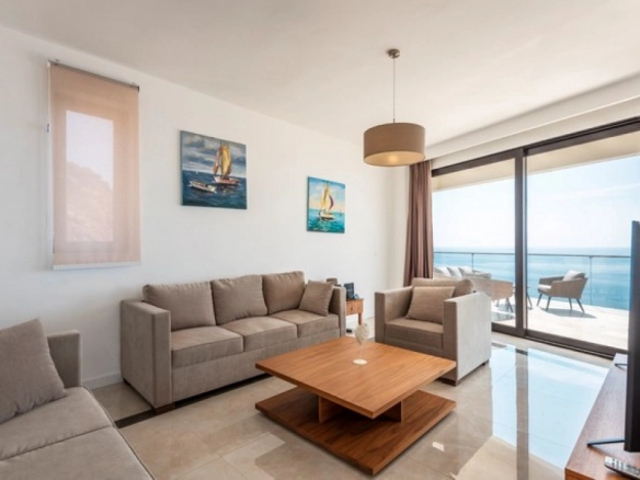 Trosoban stan 182 m² – Reževići, Budva — fotografija 8