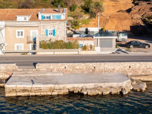 Kuća – Donja Lastva, Tivat — fotografija 11