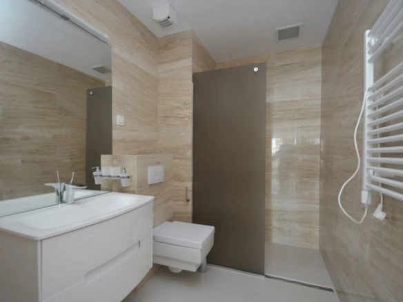 Trosoban stan 183 m² – Centar, Budva — fotografija 3