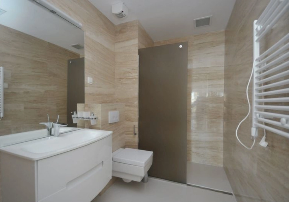 Trosoban-stan-u-novogradnji-Centar-Budva-2 Trosoban stan 183 m² – Centar, Budva — fotografija 3
