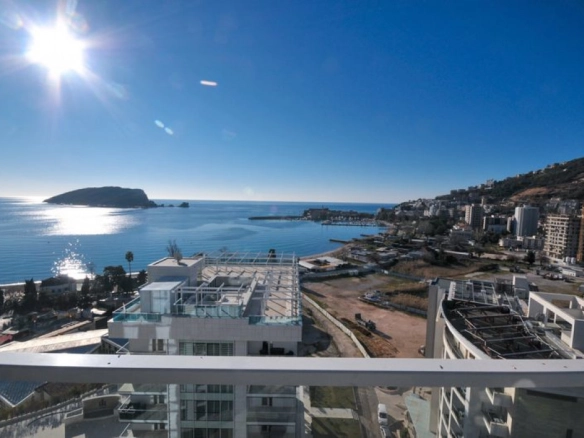 Trosoban stan 183 m² – Centar, Budva — fotografija 9