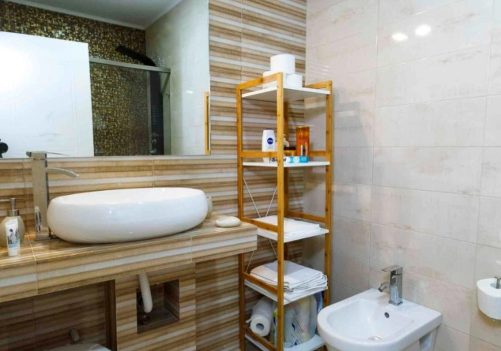 Trosoban-stan-na-prvoj-liniji-Gospostina-Budva-4 Trosoban stan 158 m² – Gospoština, Budva — fotografija 5