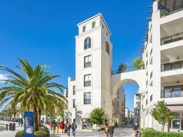 Dvosoban stan 109 m² – Gorica, Tivat — fotografija 2