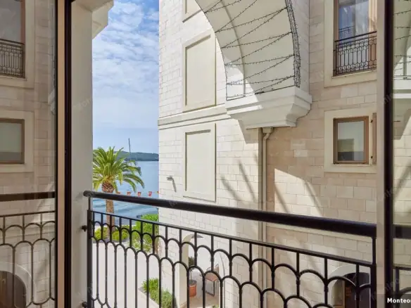 Dvosoban stan 109 m² – Gorica, Tivat — fotografija 5