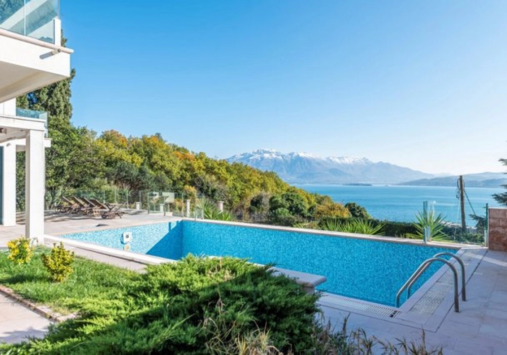 Kuca-sa-bazenom-u-DJenovicima-Herceg-Novi-6 Kuća 372 m² – Đenovići, Herceg Novi — fotografija 7