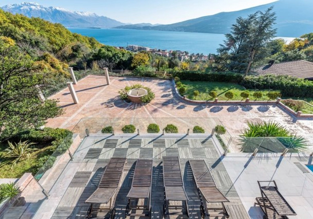 Kuca-sa-bazenom-u-DJenovicima-Herceg-Novi-12 Kuća 372 m² – Đenovići, Herceg Novi — fotografija 13