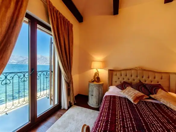 Kuća 193 m² – Dobrota, Kotor — fotografija 2