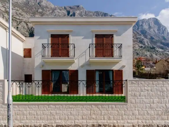 Kuća 193 m² – Dobrota, Kotor — fotografija 12