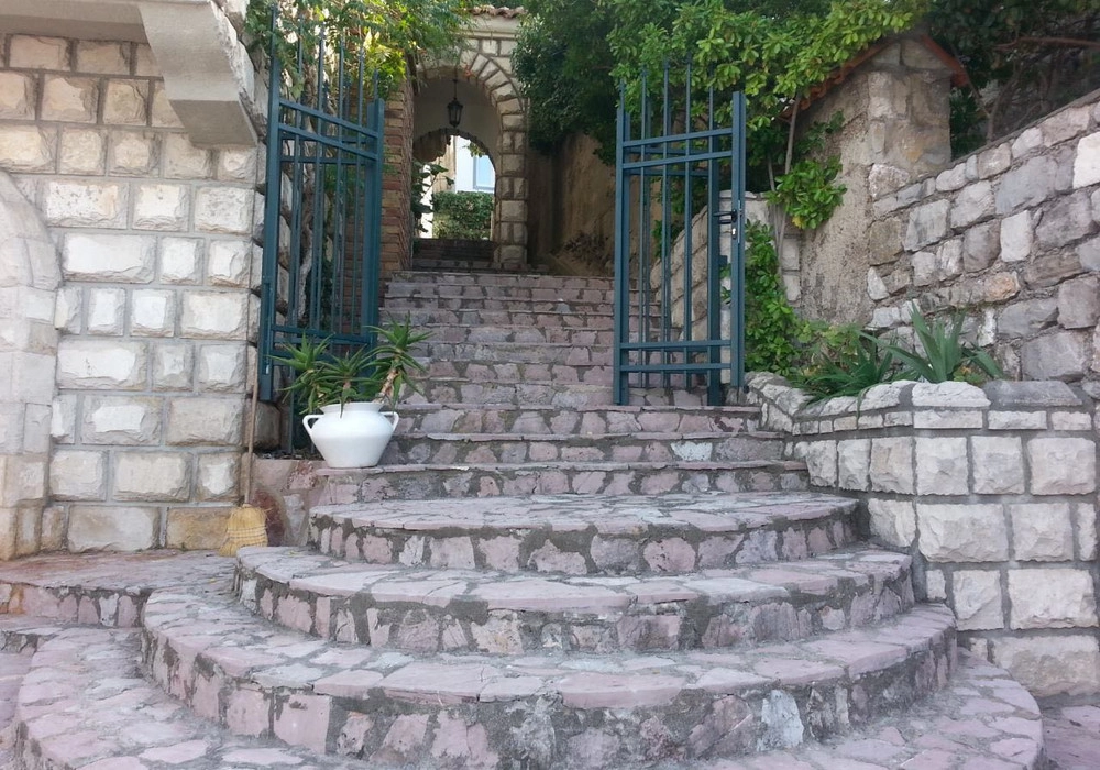 Kamena-vila-na-prvoj-liniji-do-mora-Rose-Herceg-Novi-6 Kuća 350 m² – Rose, Herceg Novi — fotografija 7