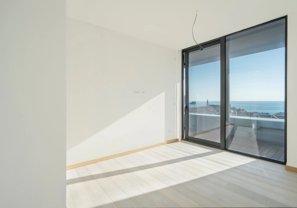 Trosoban-stan-s-pogledom-na-more-Gospostina-Budva-5 Trosoban stan 189 m² – Gospoština, Budva — fotografija 6