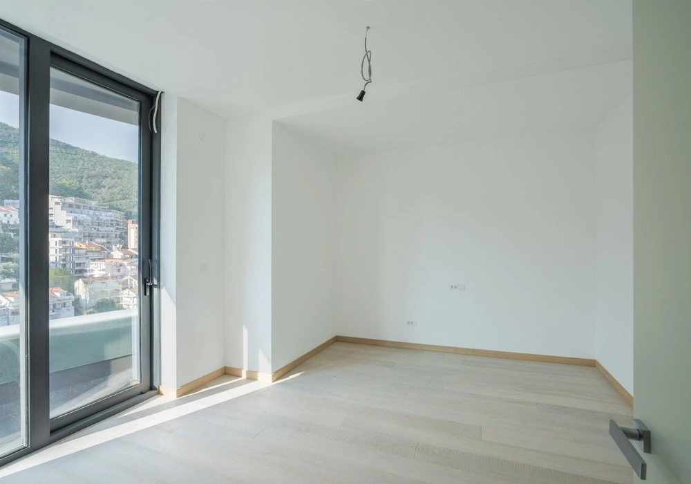 Trosoban-stan-s-pogledom-na-more-Gospostina-Budva-8 Trosoban stan 189 m² – Gospoština, Budva — fotografija 9
