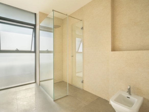 Trosoban stan 189 m² – Gospoština, Budva — fotografija 10