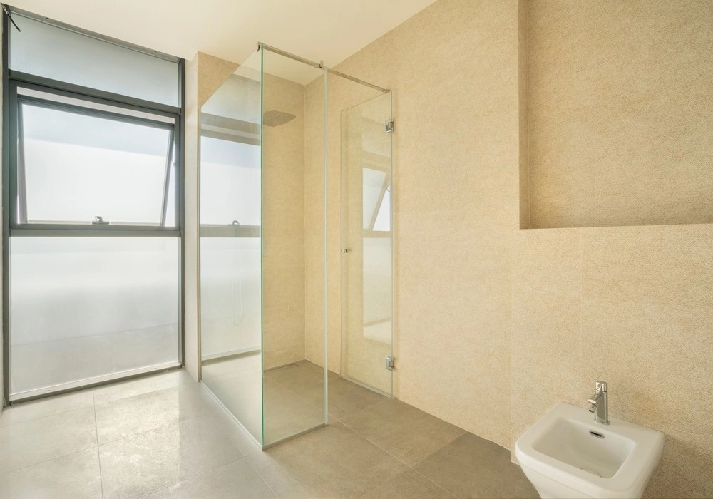 Trosoban-stan-s-pogledom-na-more-Gospostina-Budva-9 Trosoban stan 189 m² – Gospoština, Budva — fotografija 10