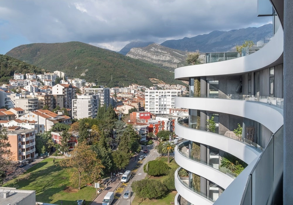 Trosoban-stan-s-pogledom-na-more-Gospostina-Budva-12 Trosoban stan 189 m² – Gospoština, Budva — fotografija 13