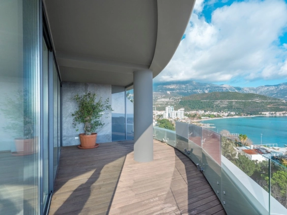 Trosoban stan 189 m² – Gospoština, Budva — fotografija 14