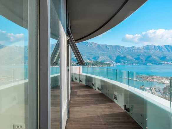 Trosoban stan 189 m² – Gospoština, Budva — fotografija 15