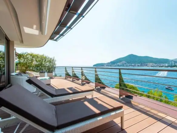 Dvosoban stan 146 m² – Boreti, Budva — fotografija 9
